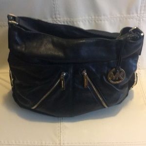 Michel Kors Zip-Front Hobo bag. Black